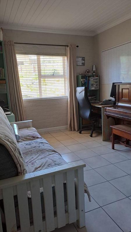3 Bedroom Property for Sale in Stilbaai Wes Western Cape